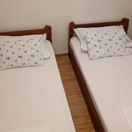 With A Parking Space Sutivan, Brac - 21426 Apartment *